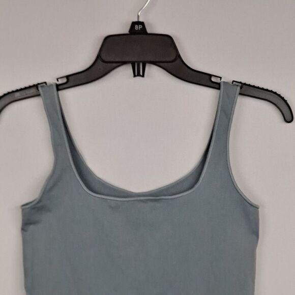 Skims Essential bodysuit NWOT - Picture 2 of 8